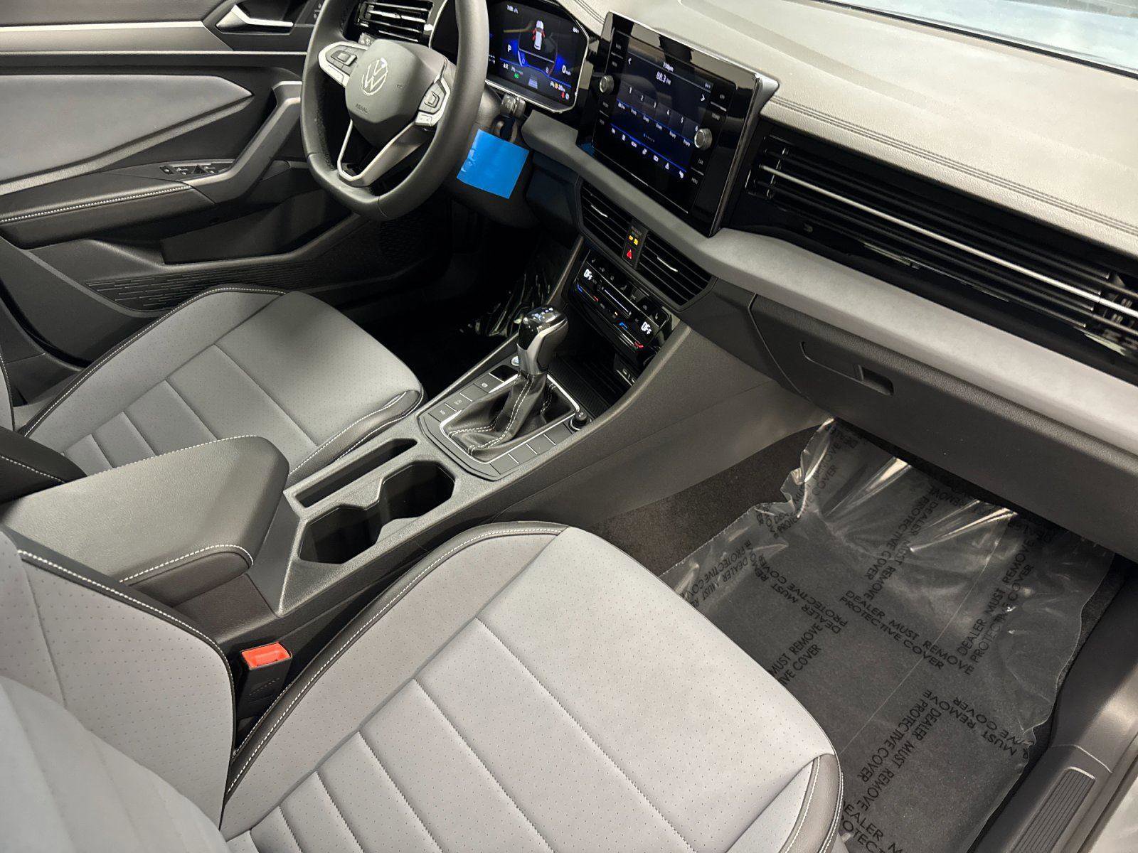 New 2026 Volkswagen Jetta SE image 14