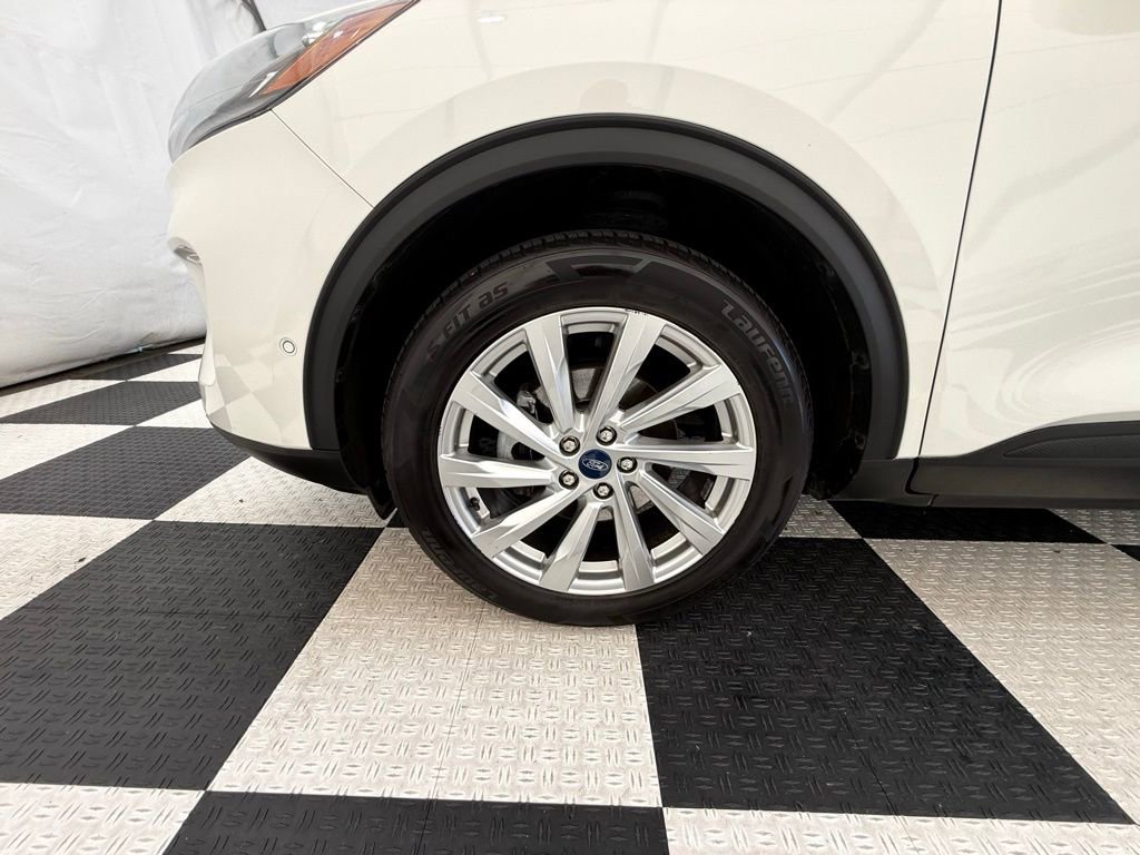 Used 2021 Ford Escape Titanium w/ Titanium Elite Package image 11