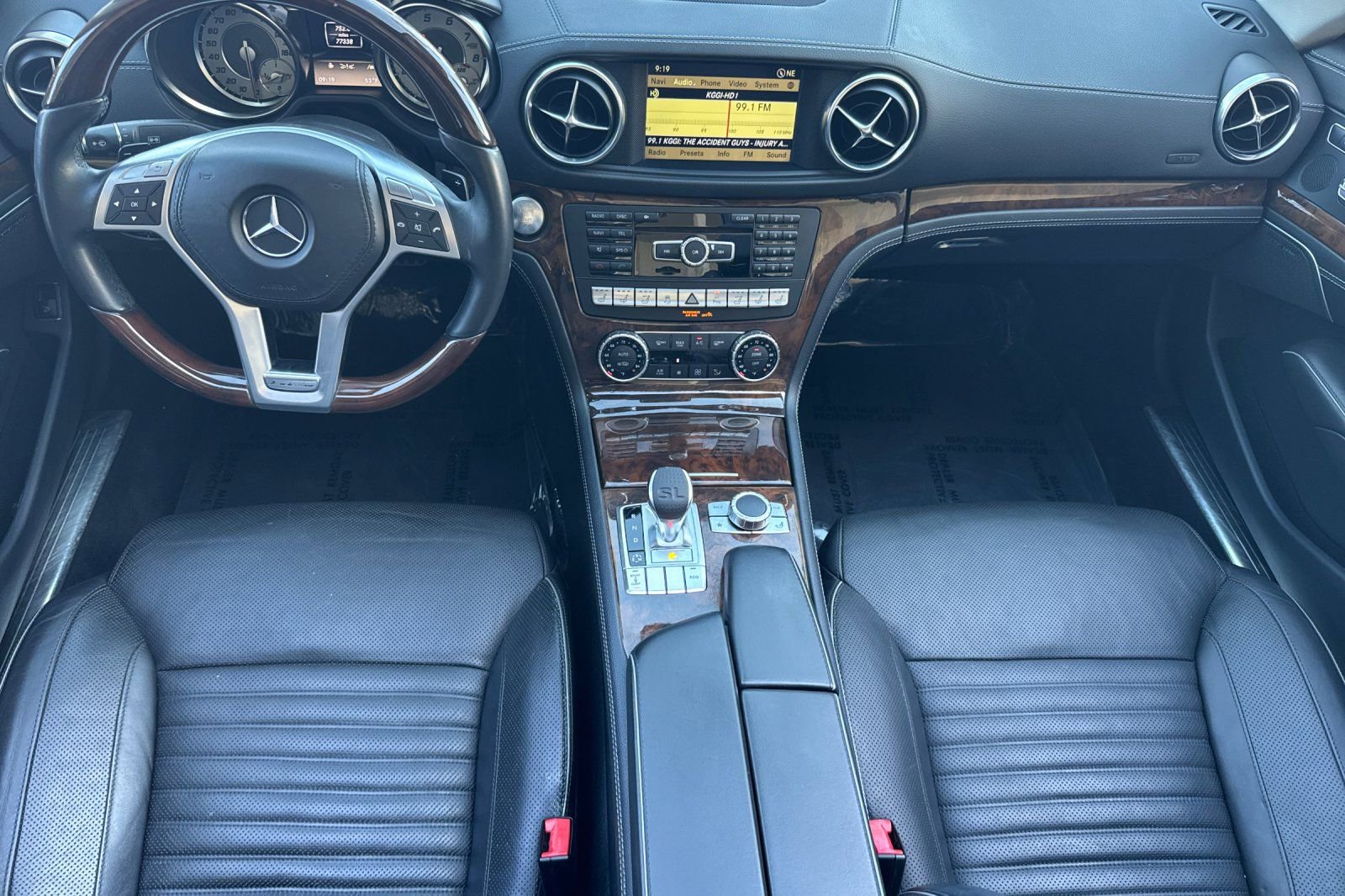 Used 2013 Mercedes-Benz SL 550 image 14
