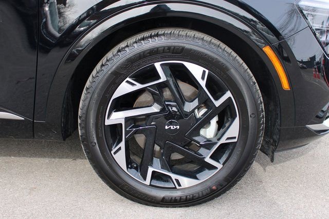 Used 2025 Kia Sportage SX image 42