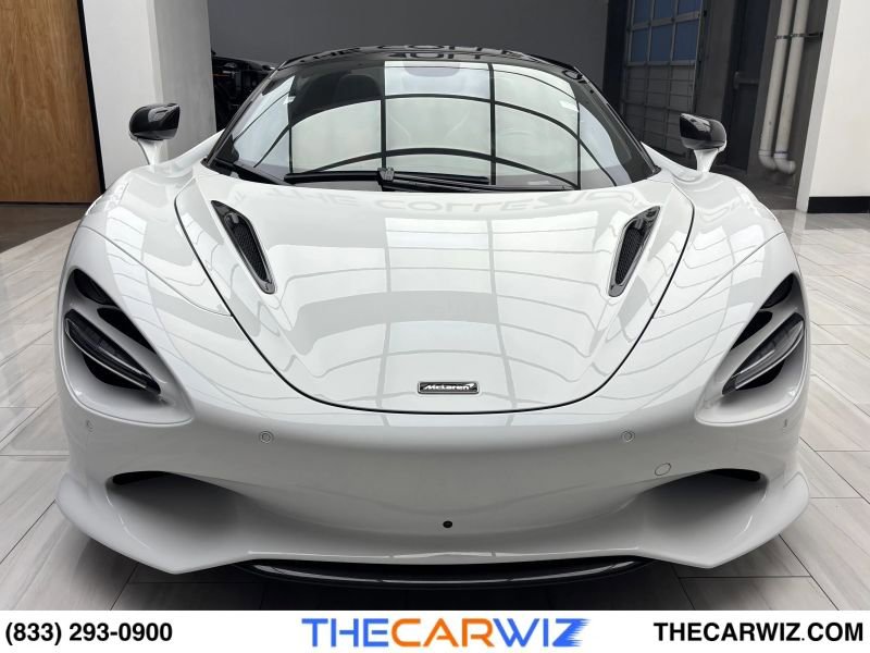 Used 2024 McLaren 750S Spider RWD image 11