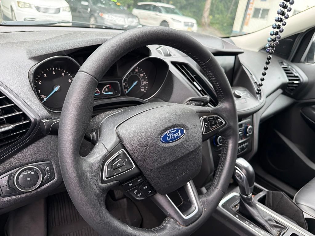 Used 2019 Ford Escape SEL AWD/4WD image 10
