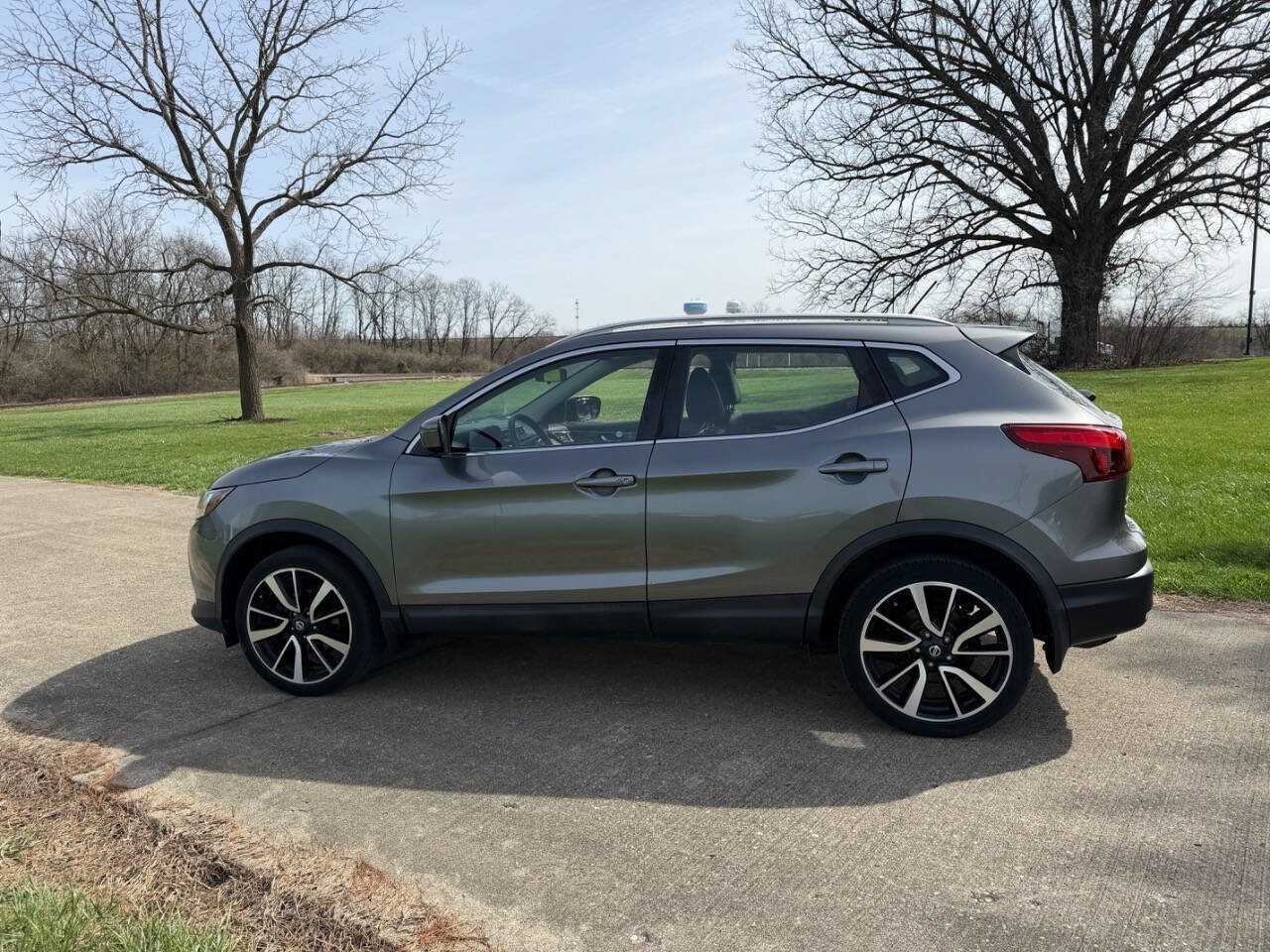 Used 2017 Nissan Rogue Sport SL AWD/4WD image 8