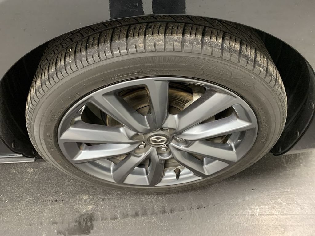 Used 2022 MAZDA MAZDA3 s FWD image 8