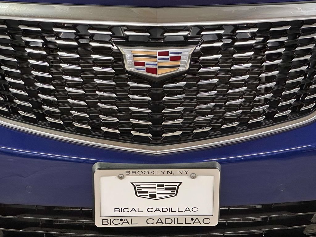 Used 2023 Cadillac XT5 Premium Luxury AWD/4WD image 9