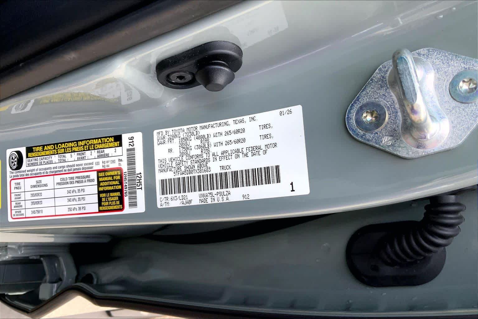 Used 2026 Toyota Tundra Limited AWD/4WD image 34
