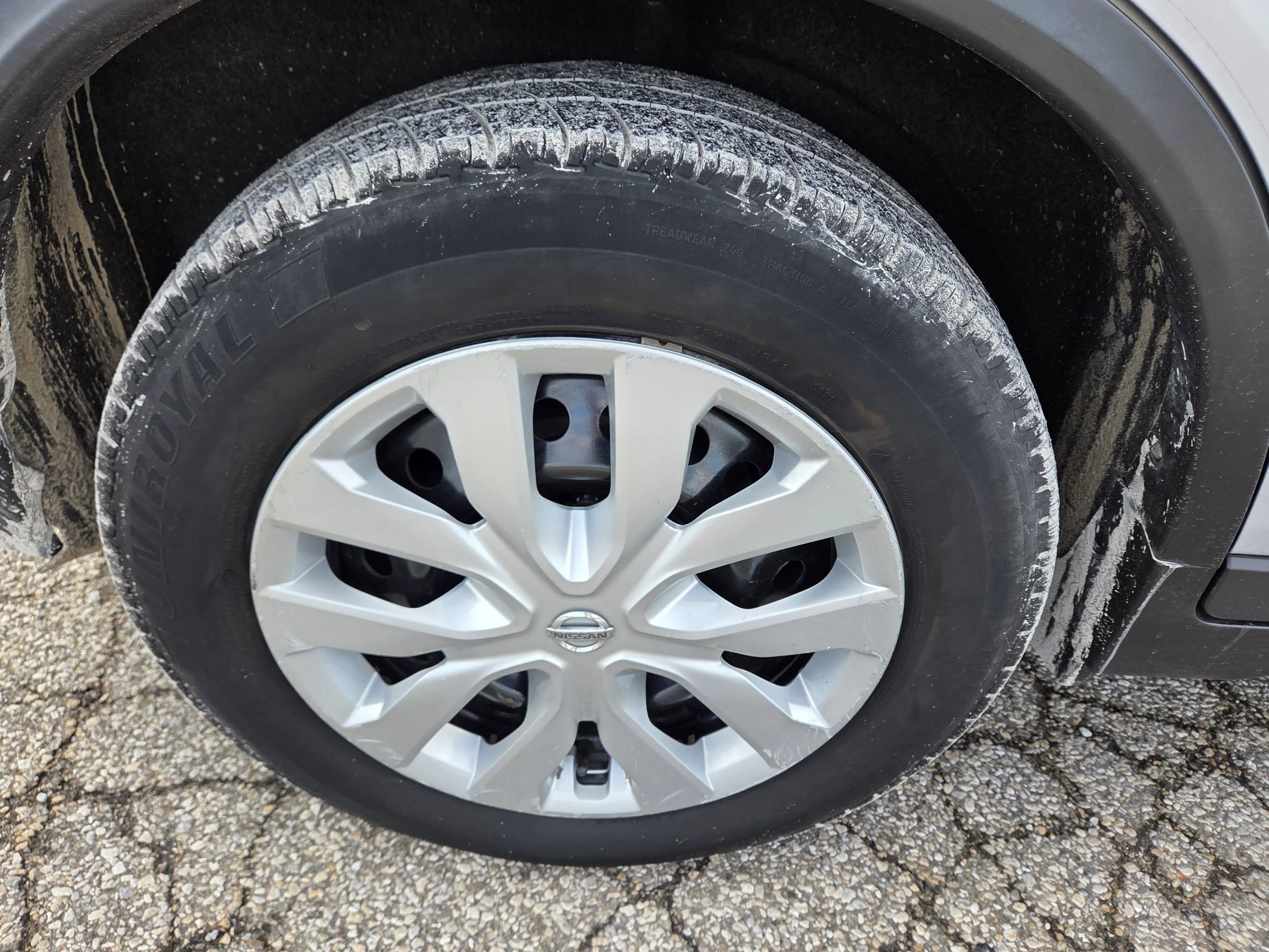 Used 2019 Nissan Rogue S FWD image 10