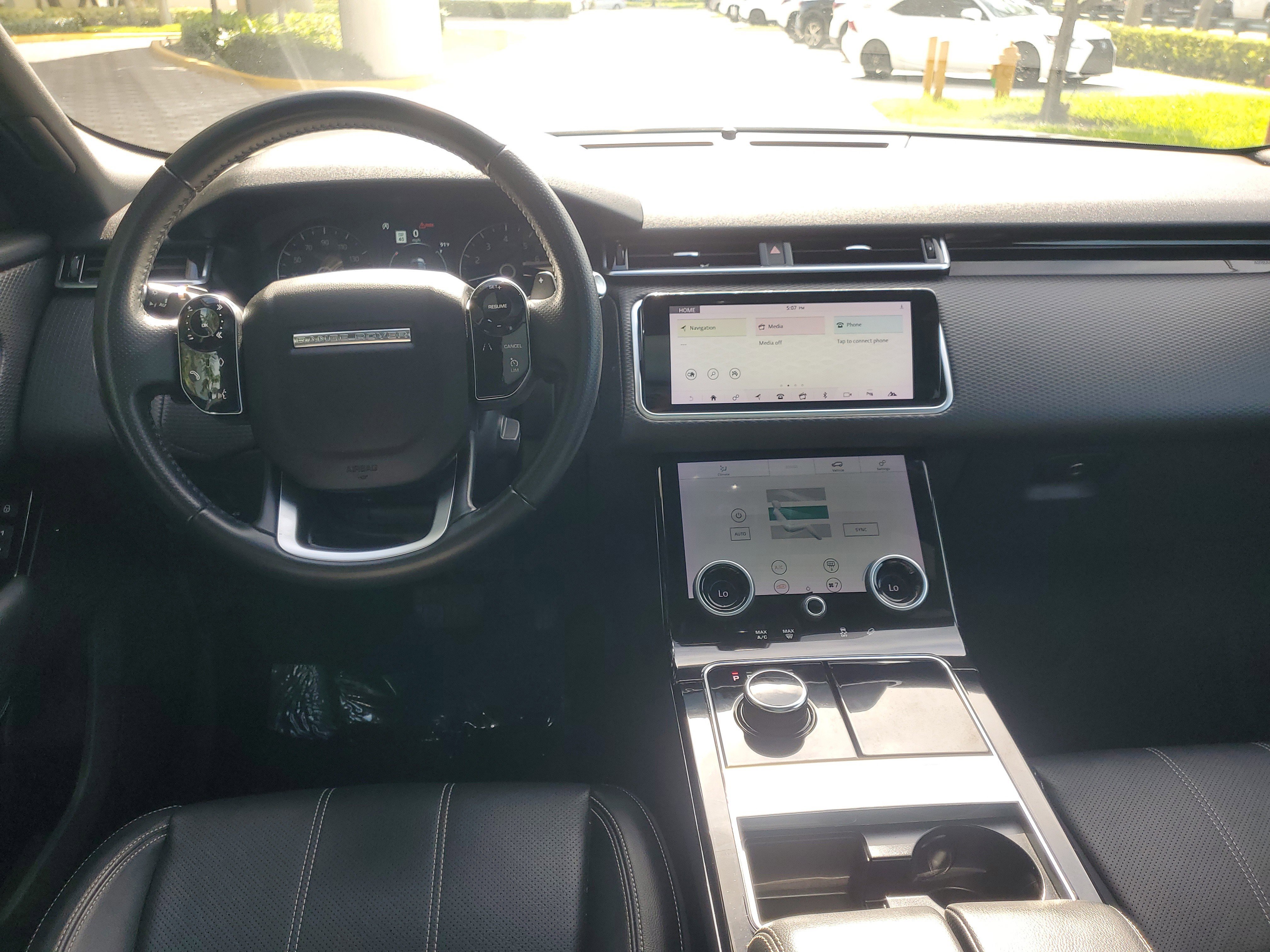 Used 2019 Land Rover Range Rover Velar S image 16