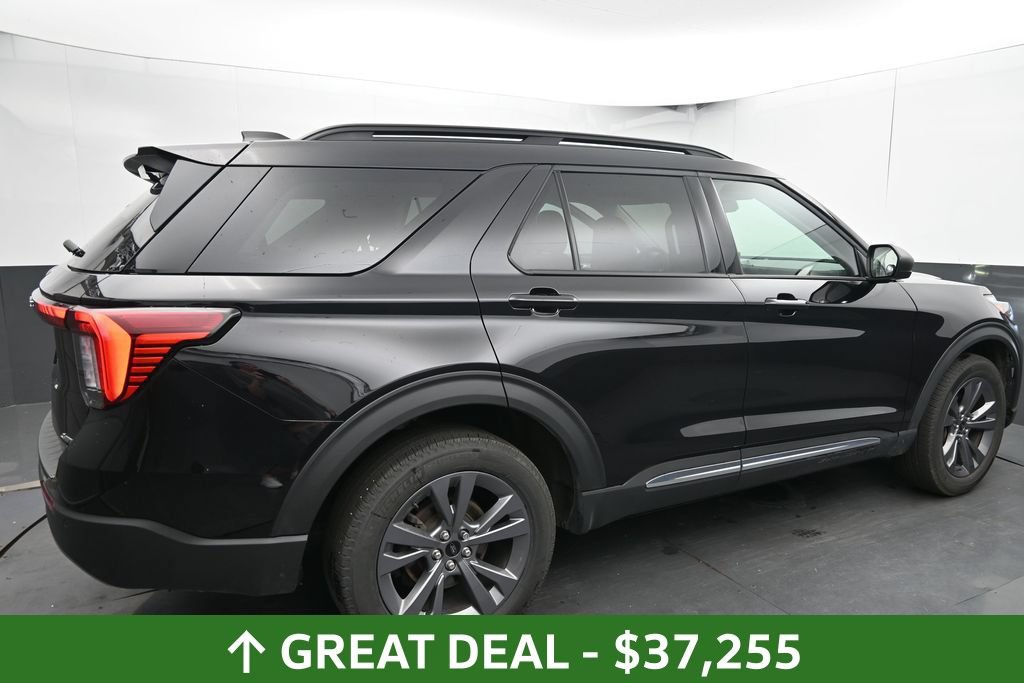 Used 2025 Ford Explorer Active w/ Active Comfort Package AWD/4WD image 13