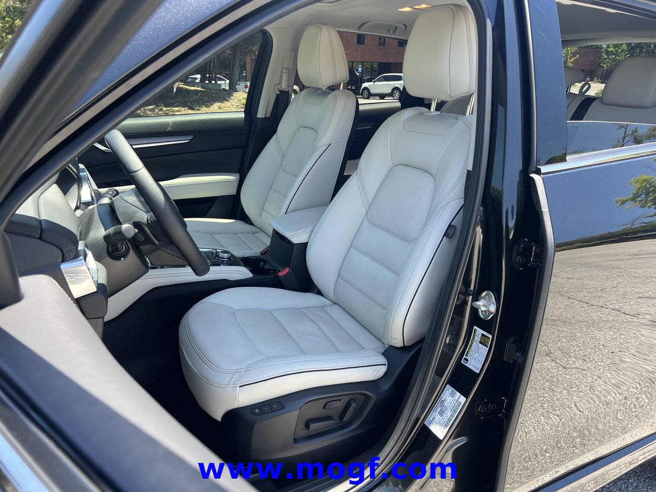 Used 2025 MAZDA CX-5 AWD 2.5 S w/ Premium Plus Pkg image 19