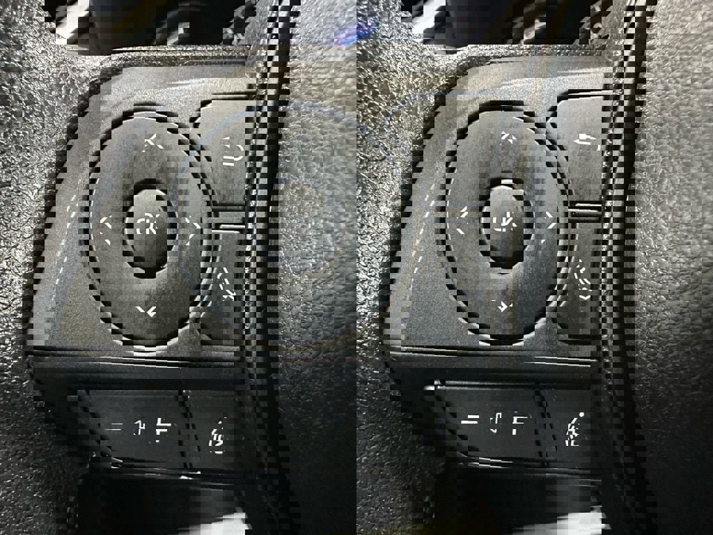 Used 2025 Toyota RAV4 Woodland Edition image 19