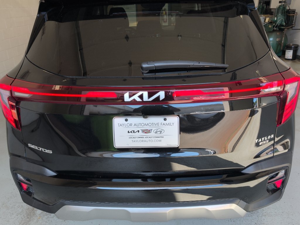 Certified 2025 Kia Seltos S AWD/4WD image 10