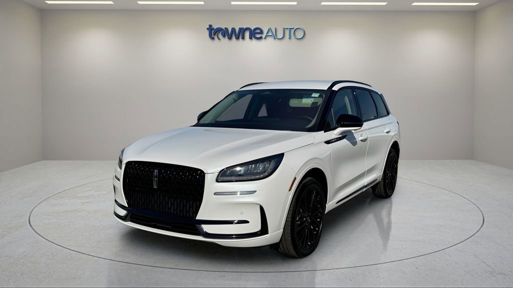 Used 2026 Lincoln Corsair Premiere AWD/4WD image 1