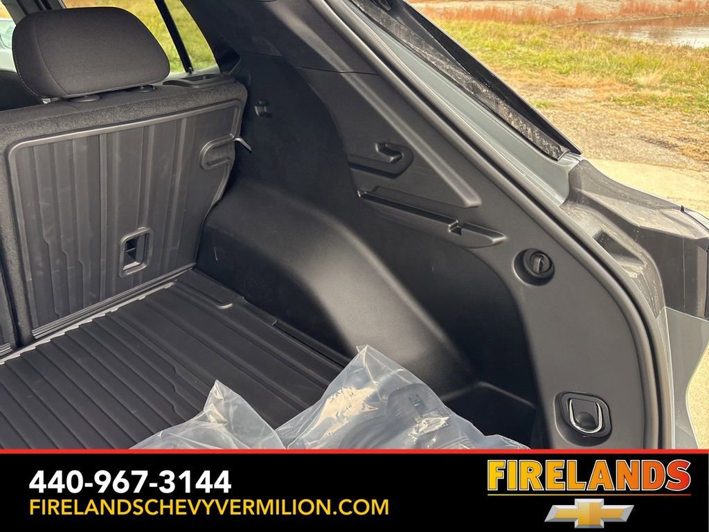 New 2026 Chevrolet Equinox EV LT image 50