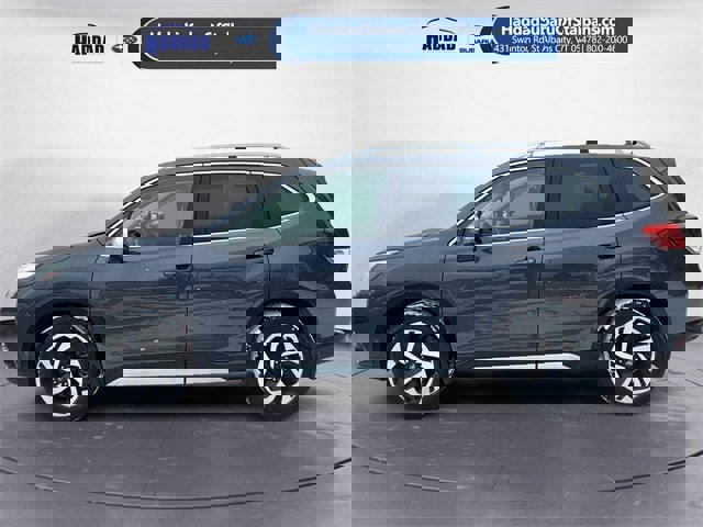 Used 2023 Subaru Forester Touring image 2