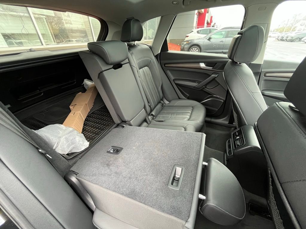 Used 2022 Audi Q5 2.0T Premium Plus w/ Premium Plus Package image 32