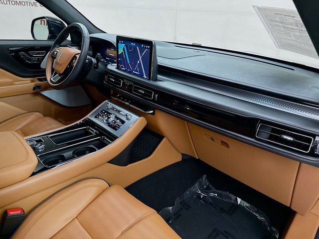 Used 2023 Lincoln Aviator Black Label w/ Dynamic Handling Package image 32