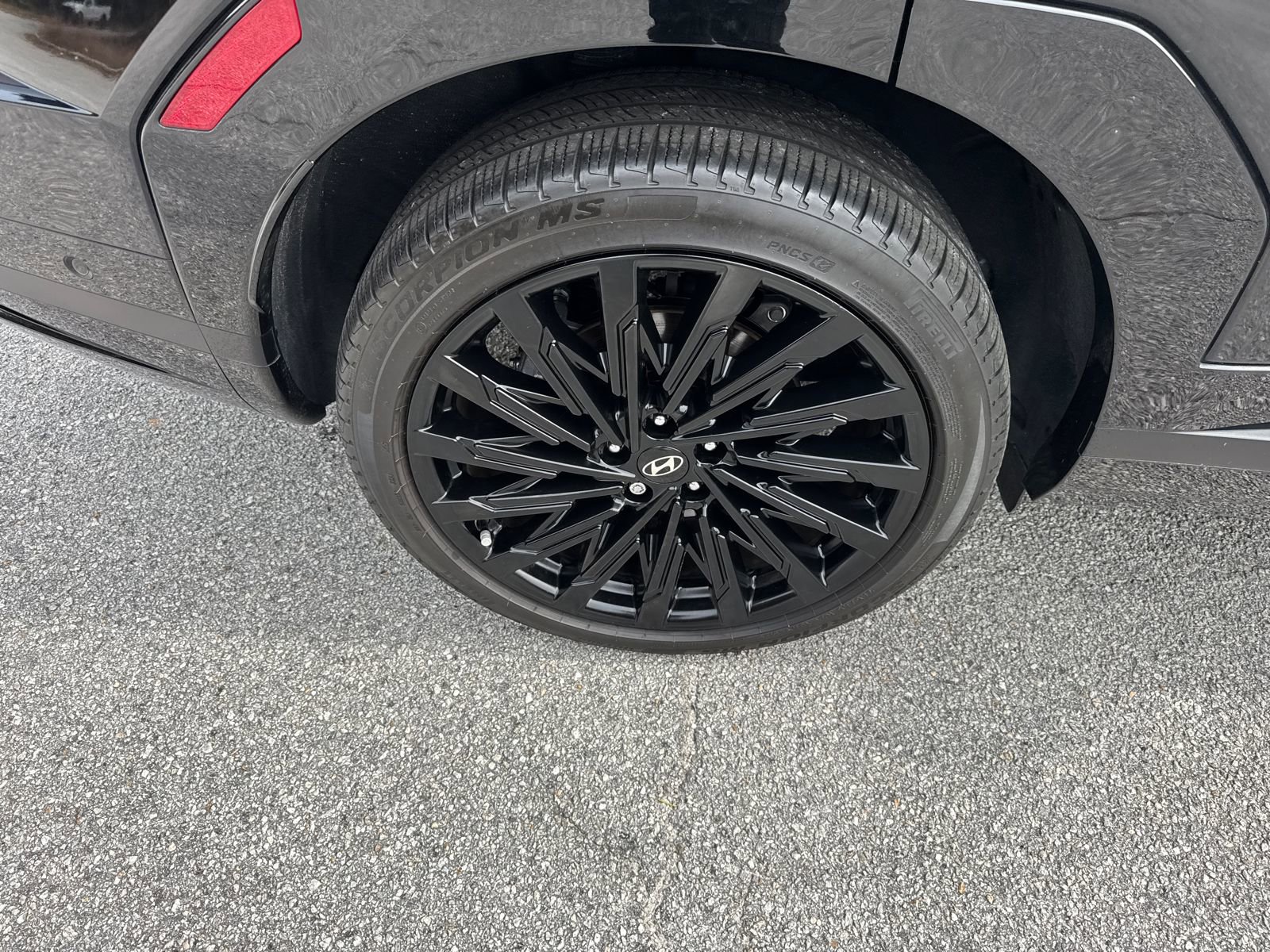Used 2024 Hyundai Santa Fe Calligraphy image 17