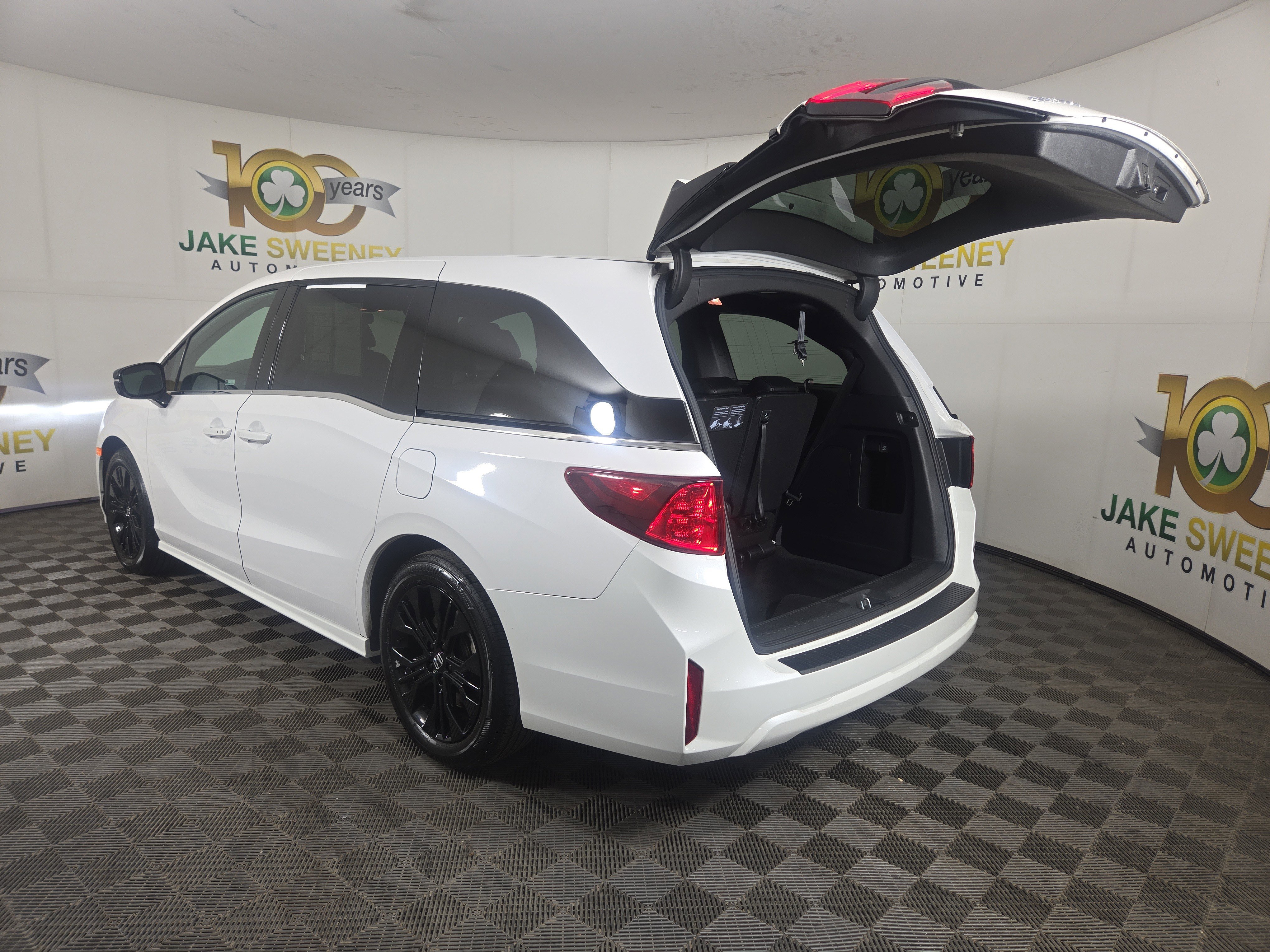 Used 2025 Honda Odyssey Sport-L image 32