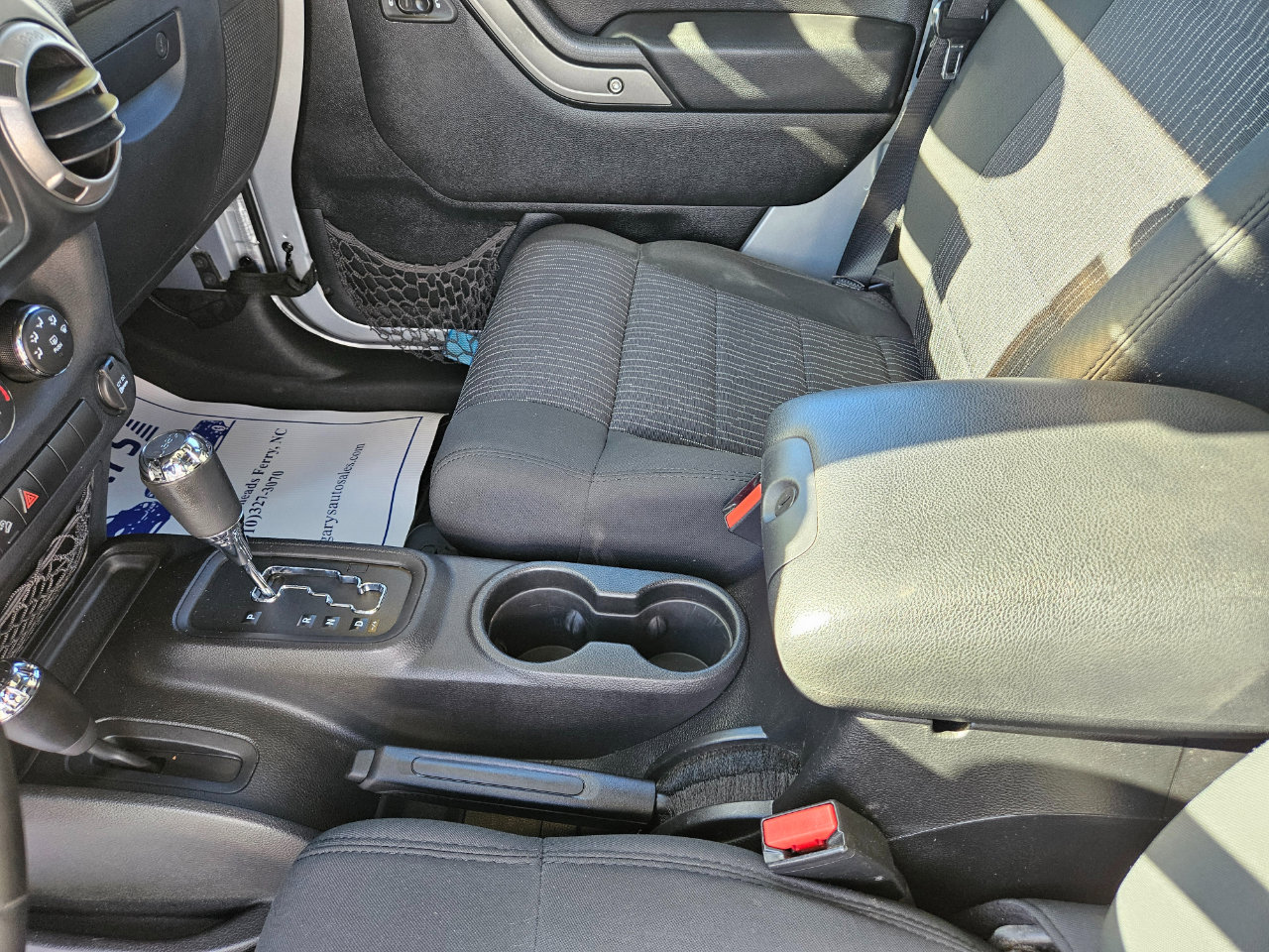 Used 2012 Jeep Wrangler Unlimited Sport image 13