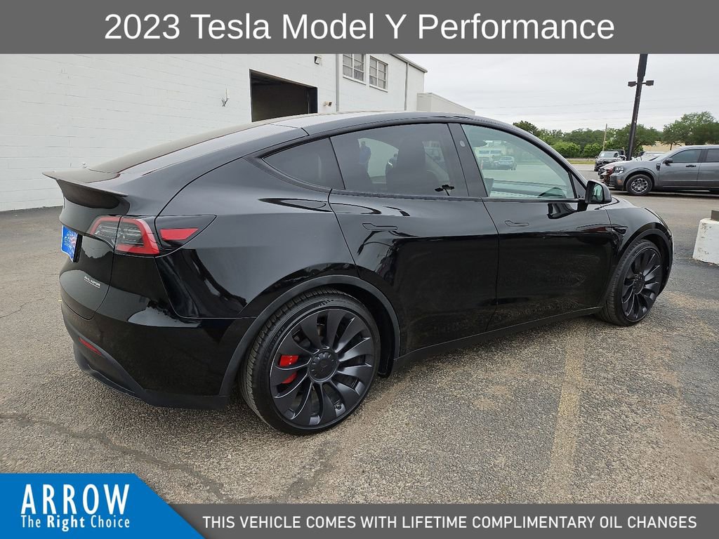 Used 2023 Tesla Model Y Performance AWD/4WD image 13
