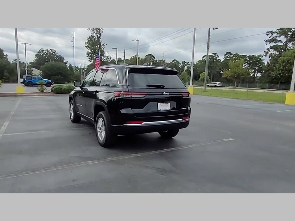 New 2025 Jeep Grand Cherokee Laredo X w/ Luxury Tech Group I image 31