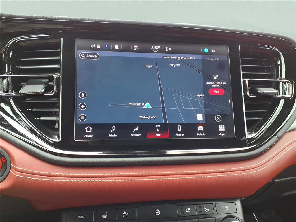 Used 2022 Dodge Durango SRT w/ Premium Interior Group image 17