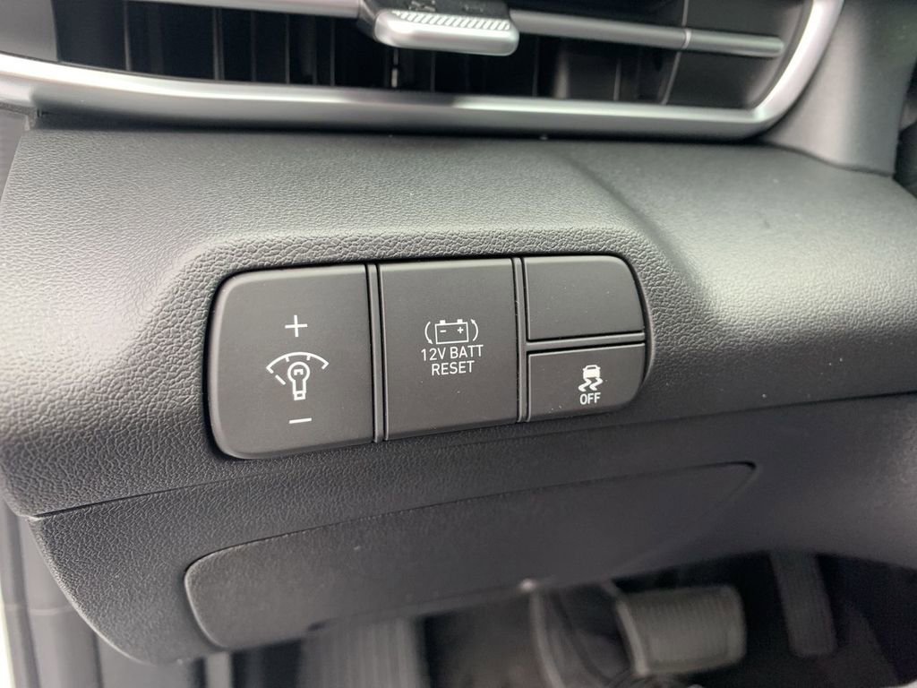 New 2025 Hyundai Elantra Blue w/ Cargo Package image 14