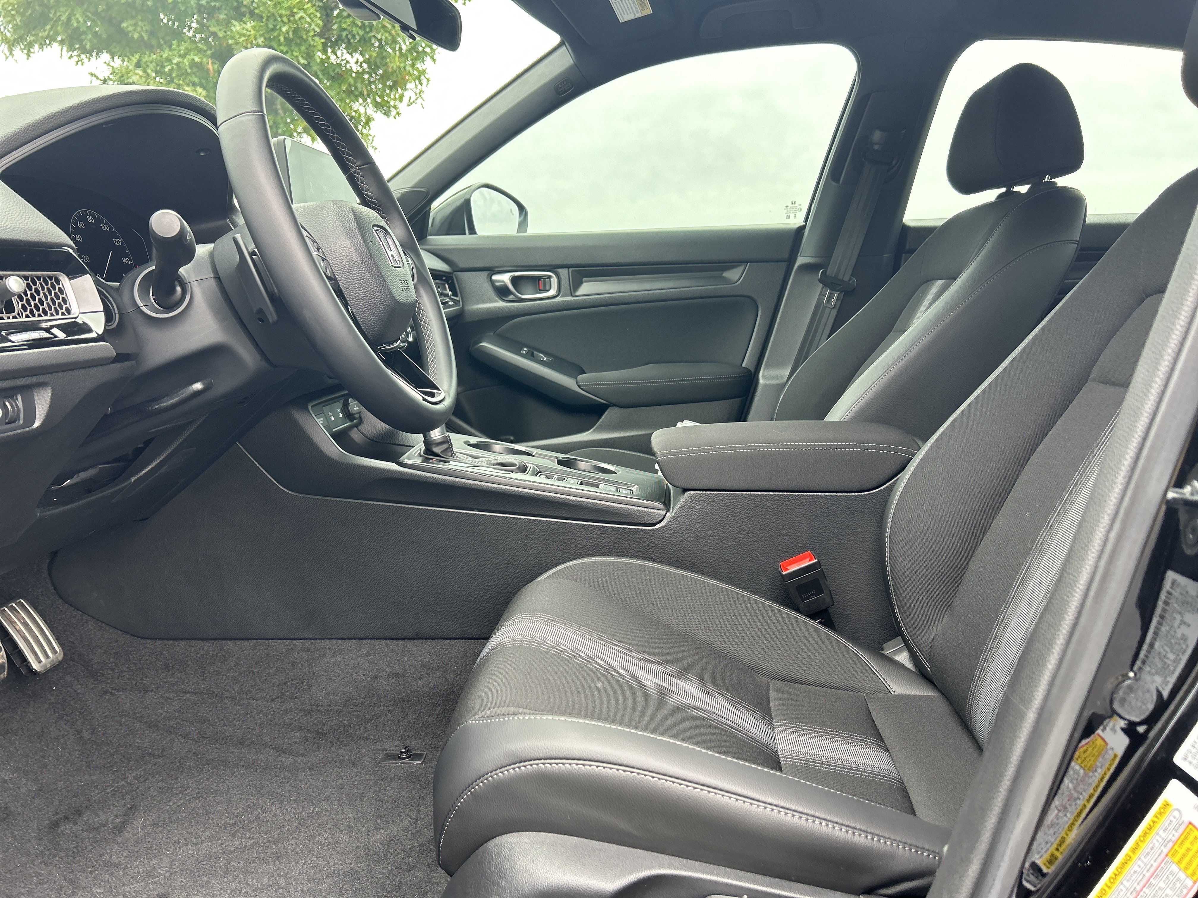 Used 2025 Honda Civic Sport image 24