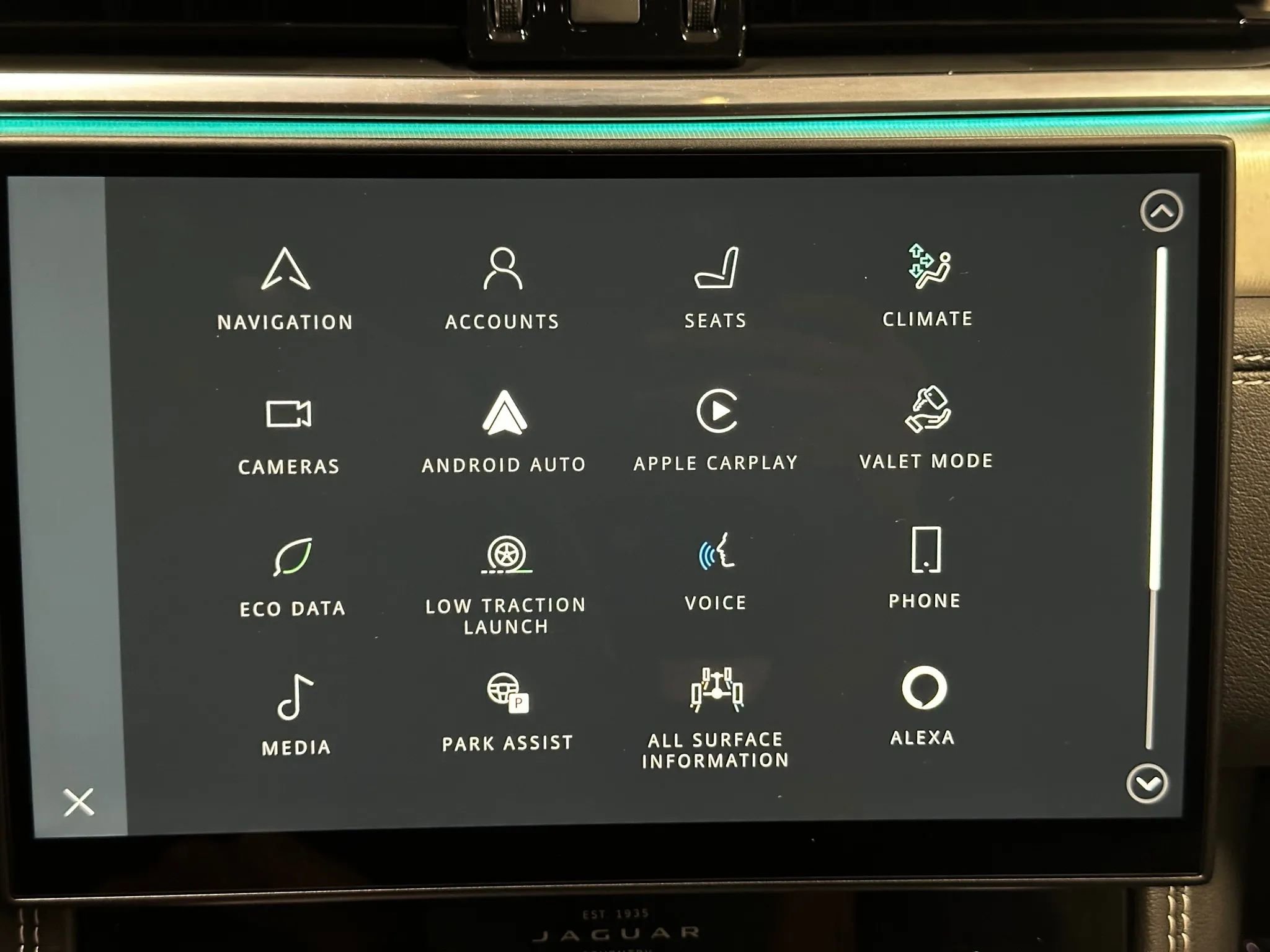 Used 2025 Jaguar F-PACE R-Dynamic S image 38