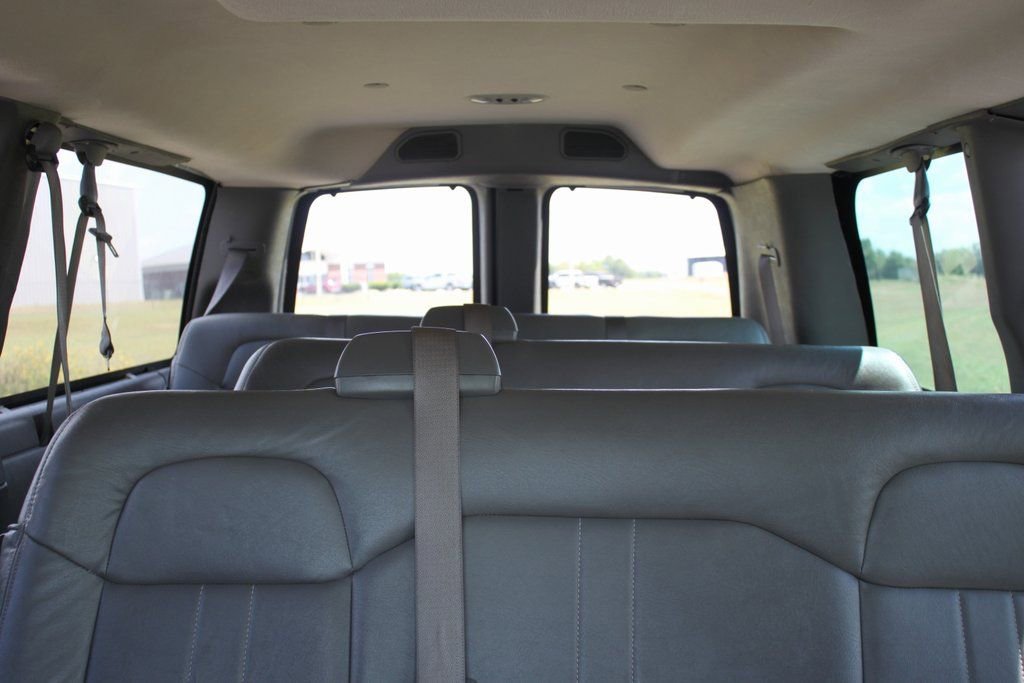 Used 2019 Chevrolet Express 2500 LS w/ Driver Convenience Package image 9