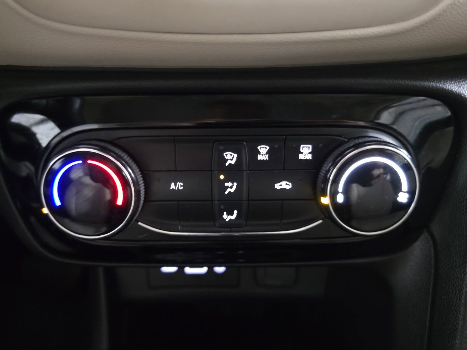 Used 2022 Buick Encore GX Preferred image 25