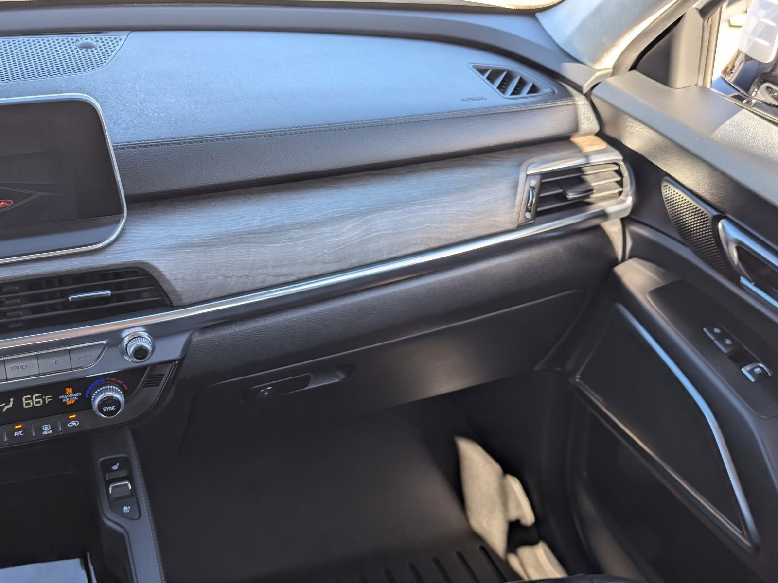 Used 2022 Kia Telluride SX w/ SX Prestige Package image 18