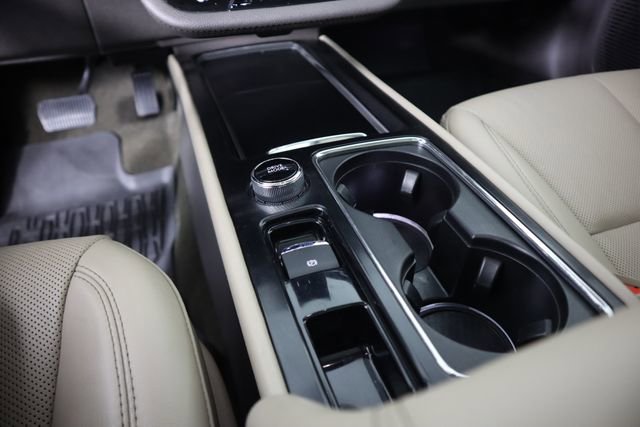 Used 2022 Lincoln Corsair Reserve w/ Equipment Group 201A AWD/4WD image 53