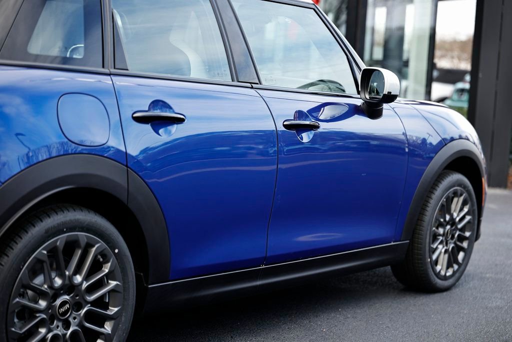 New 2026 MINI Cooper S image 8