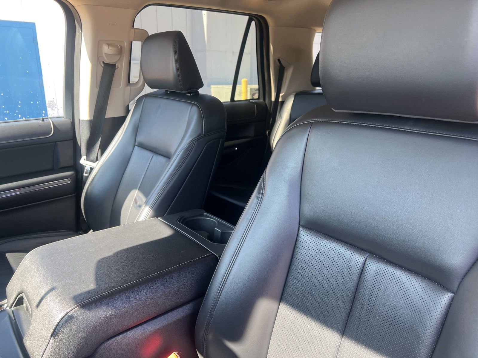 Used 2024 Ford Expedition Max XLT image 8