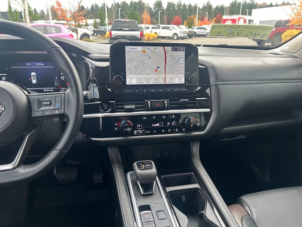 Used 2025 Nissan Pathfinder Platinum w/ Cargo Package image 25