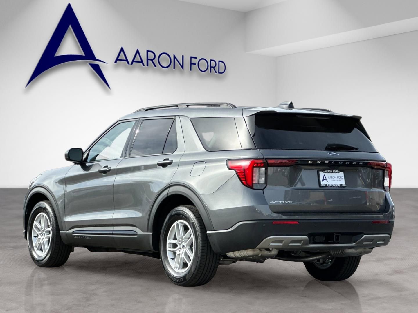 New 2026 Ford Explorer Active w/ Active Comfort Package image 4