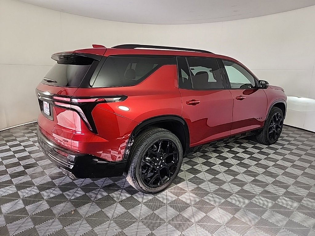 New 2026 Chevrolet Traverse RS image 11