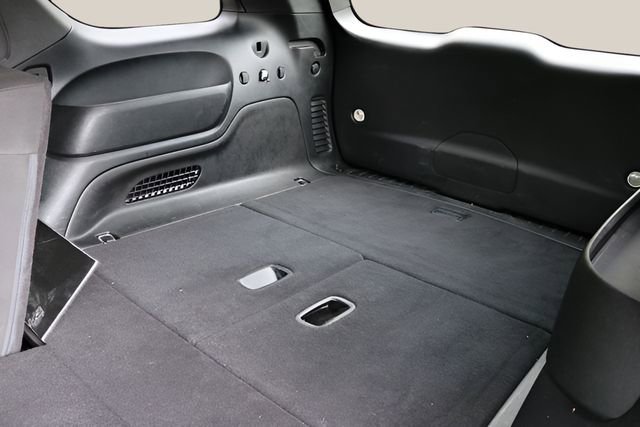 Used 2018 Dodge Durango SXT image 16