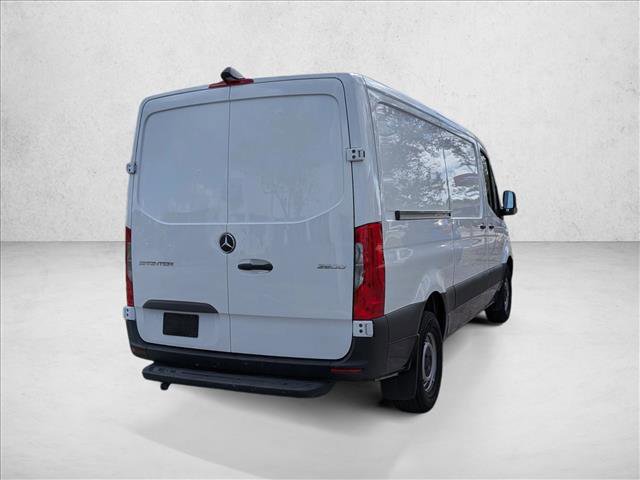 Used 2025 Mercedes-Benz Sprinter 2500 image 5