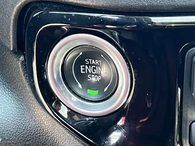 Certified 2023 Chevrolet Silverado 1500 LTZ w/ LTZ Premium Package AWD/4WD image 31