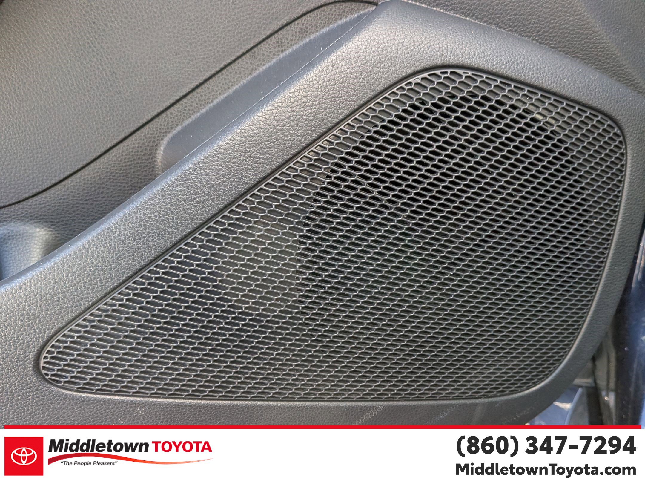 Used 2023 Toyota Corolla LE image 13