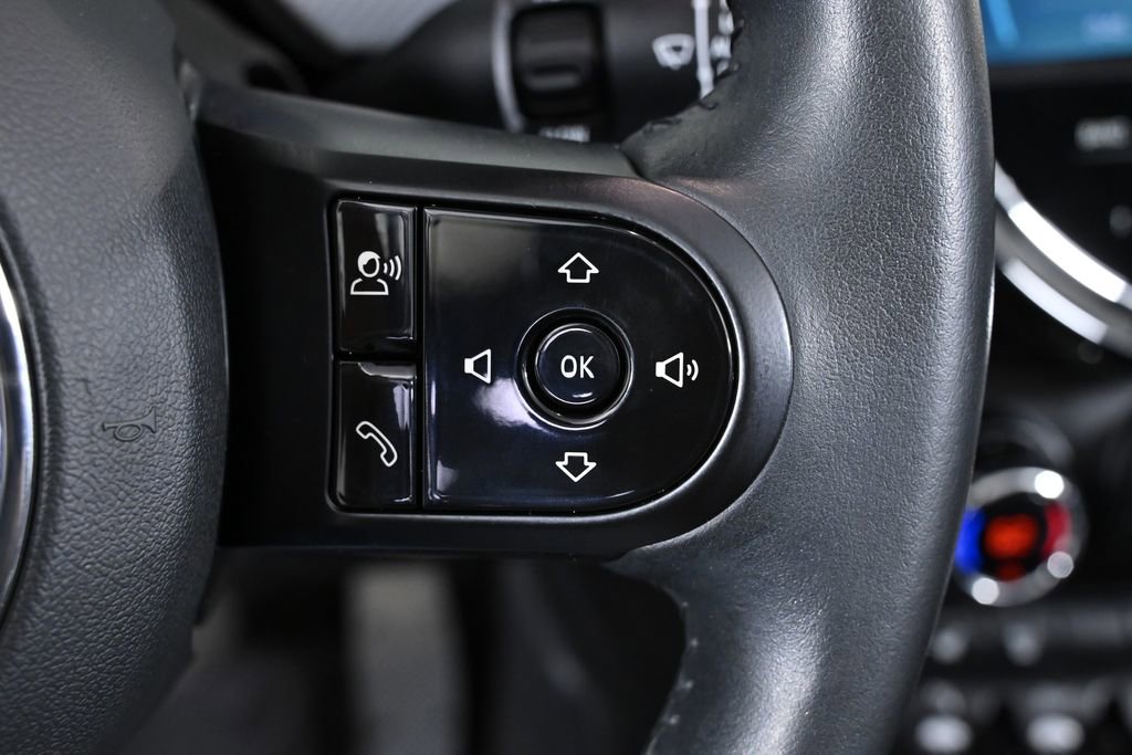 Certified 2024 MINI Cooper image 13