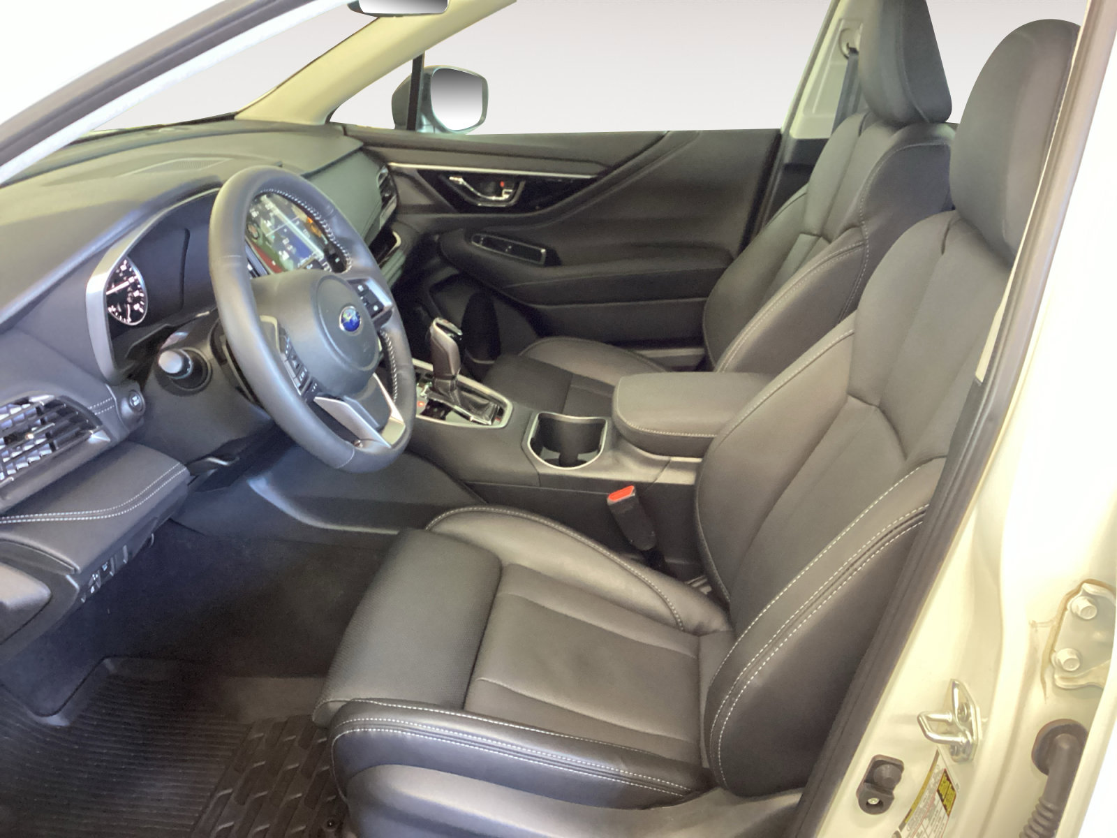 Certified 2025 Subaru Outback Limited AWD/4WD image 9