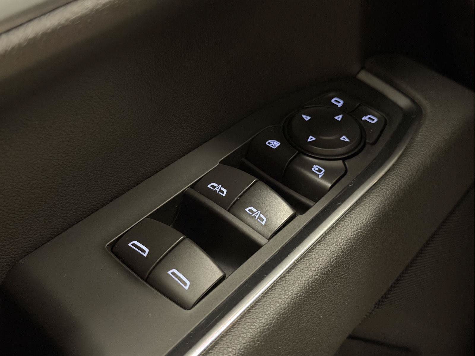 Used 2026 GMC Sierra 1500 SLT AWD/4WD image 34
