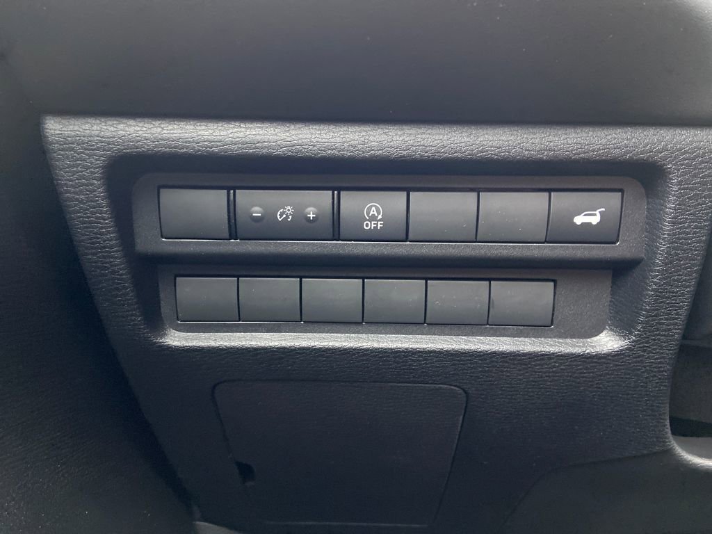 New 2026 Mitsubishi Outlander SE image 34