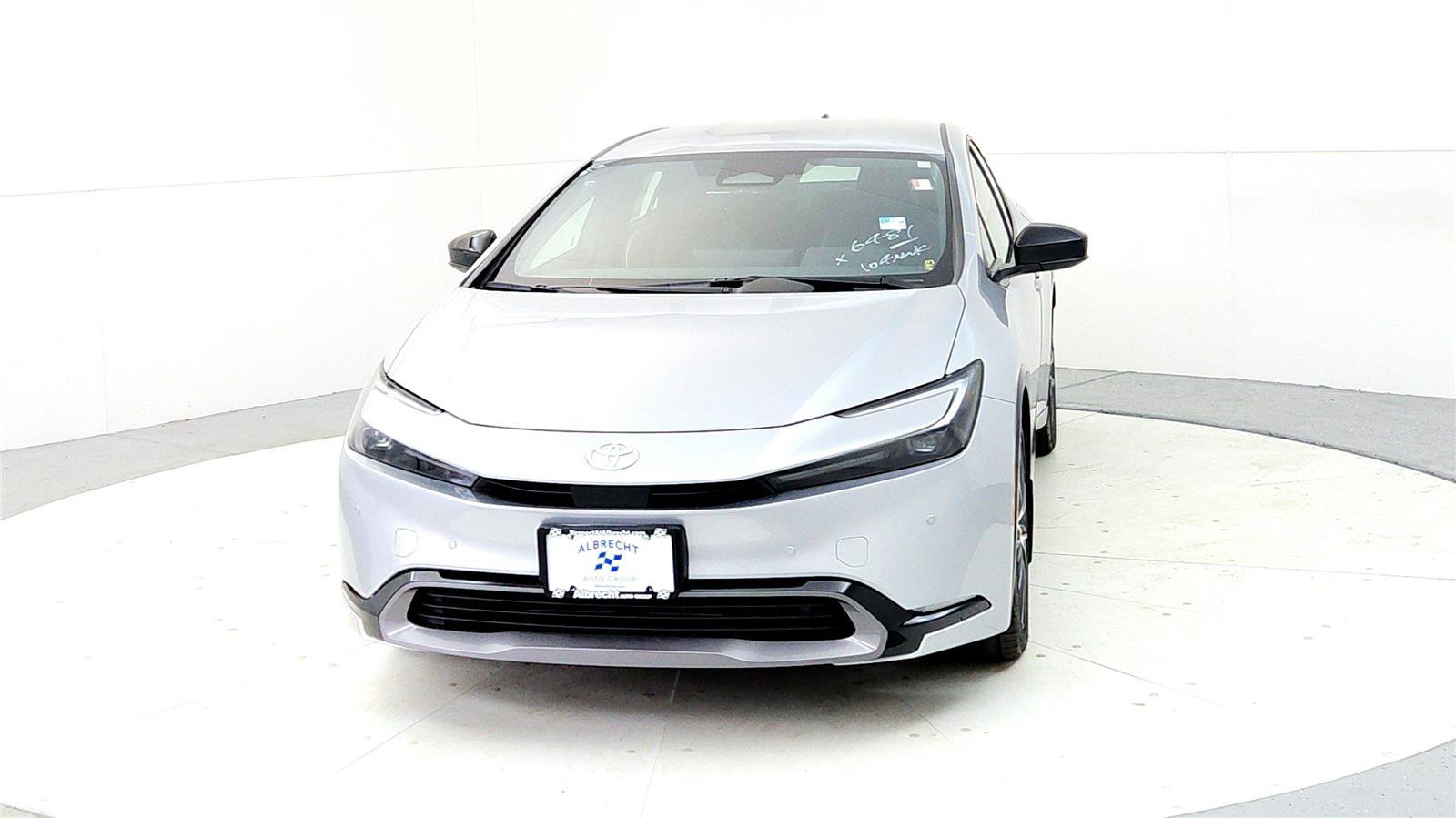 New 2026 Toyota Prius XLE image 2