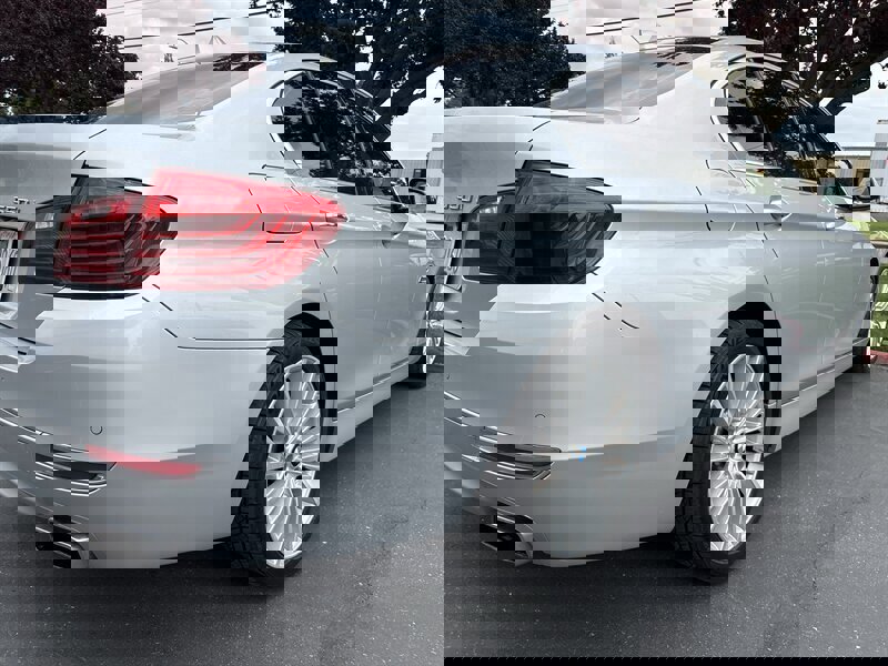 Used 2015 BMW 550i Sedan RWD image 10