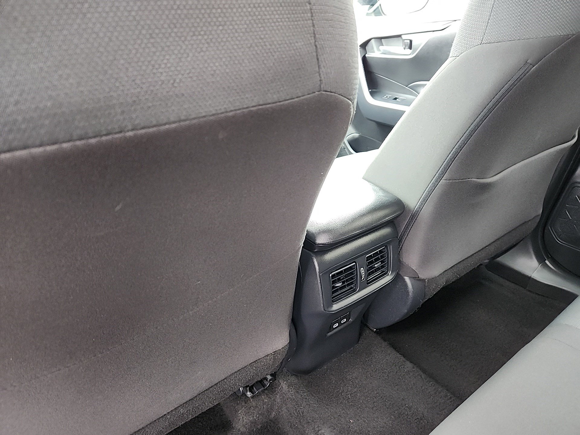 Certified 2025 Toyota RAV4 XLE image 20